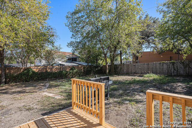 Image 19 of 19 For 2114 Lee Hall