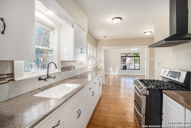 Image 7 of 19 For 2114 Lee Hall