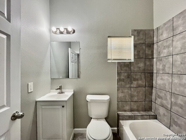 Image 3 of 4 For 219 Rigsby