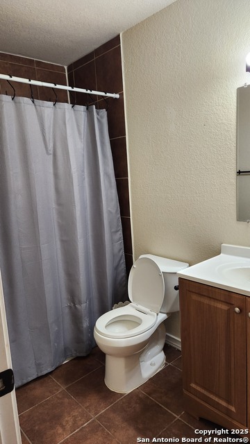 Image 8 of 18 For 4813 Appleseed Ct