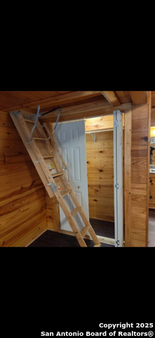 Image 12 of 13 For 123 Walnut Grove