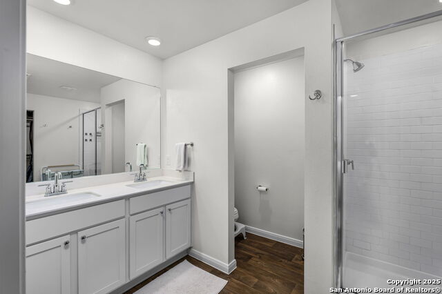 Image 15 of 22 For 155 Globe Mallow