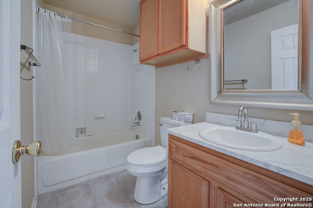 Listing photo id 8 for 344 Ibis Falls