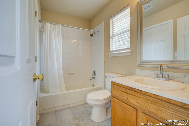 Listing photo id 10 for 344 Ibis Falls