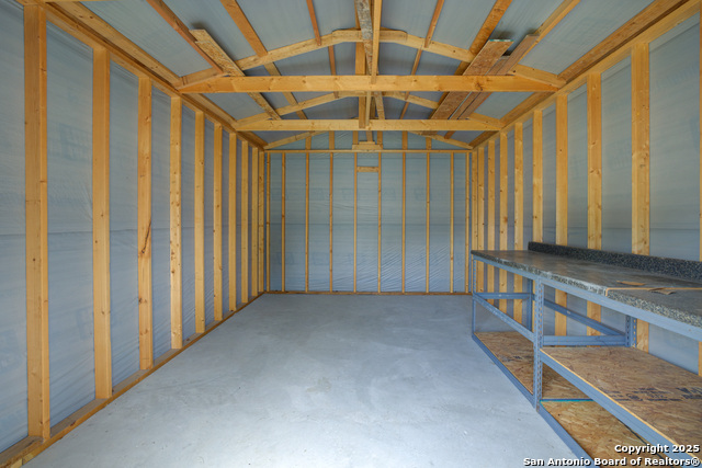 Listing photo id 12 for 344 Ibis Falls