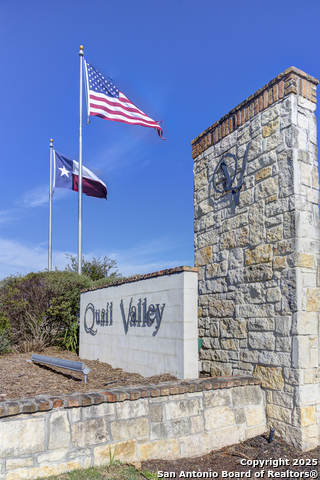 Listing photo id 16 for 344 Ibis Falls