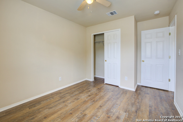 Listing photo id 6 for 344 Ibis Falls