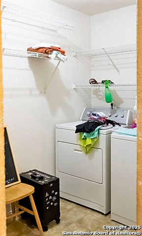 Image 13 of 15 For 3 Brieley  