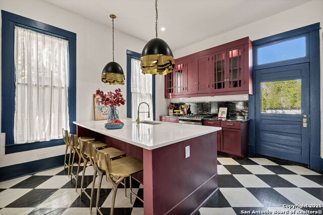 Image 19 of 40 For 1123 French Place W