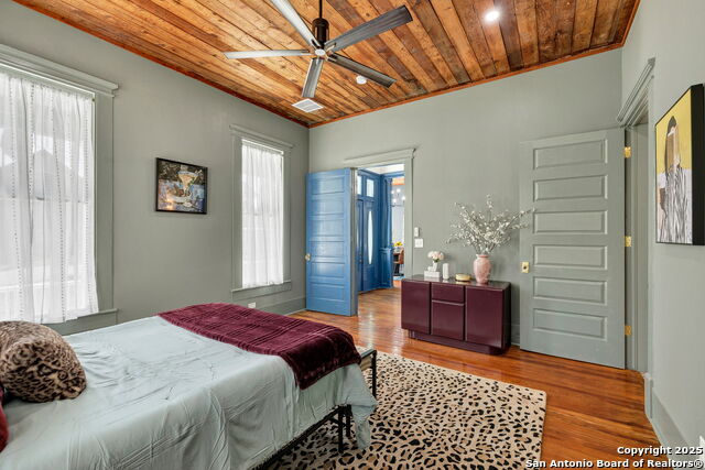 Image 29 of 40 For 1123 French Place W