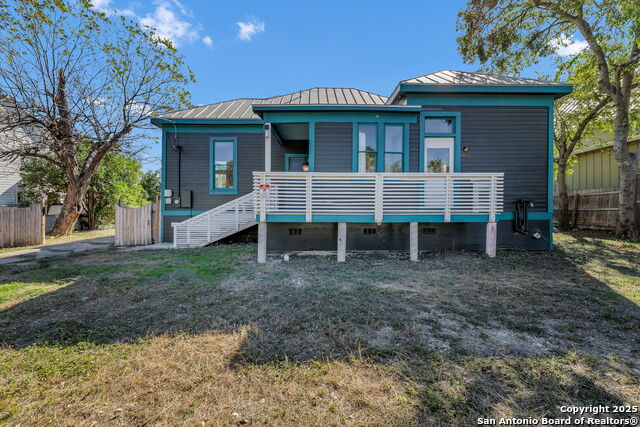 Image 34 of 40 For 1123 French Place W