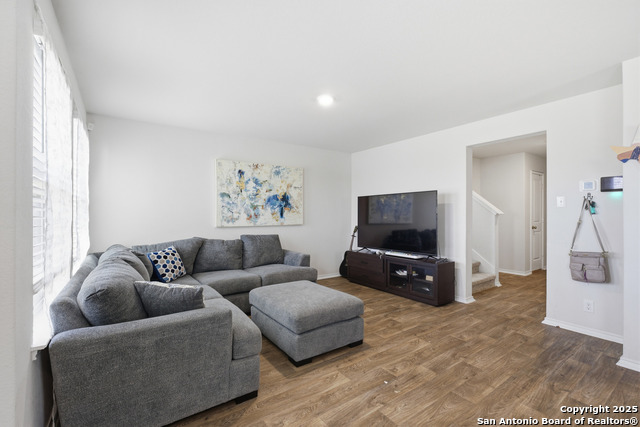 Image 14 of 33 For 6442 Dynamic Sound