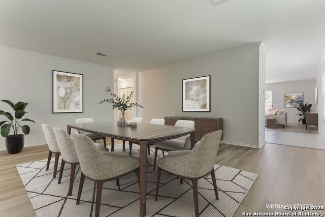 Image 3 of 28 For 18707 Legend Oaks