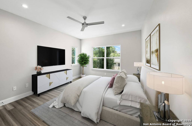 Image 15 of 26 For 212 Melrose Dr E