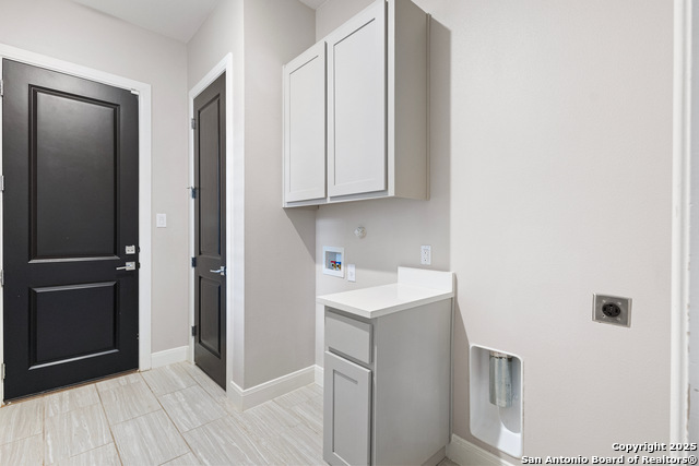 Image 18 of 26 For 212 Melrose Dr E