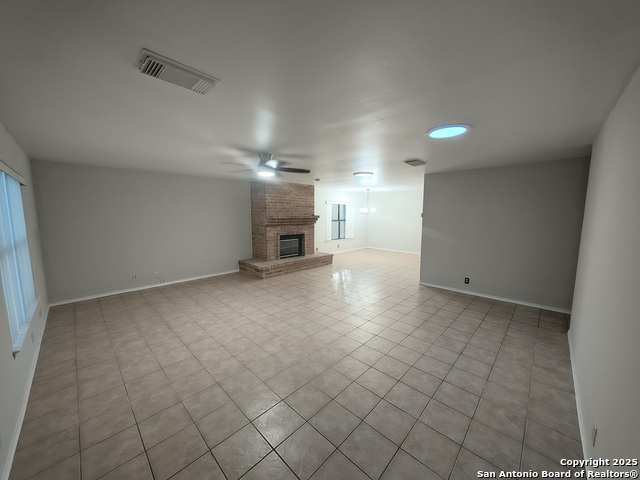 Image 9 of 19 For 14115 Soapberry Cv S