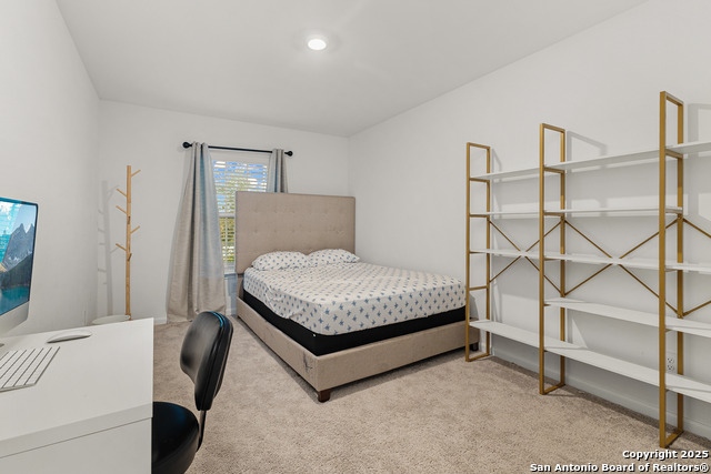 Image 15 of 33 For 12135 Luckey Villa