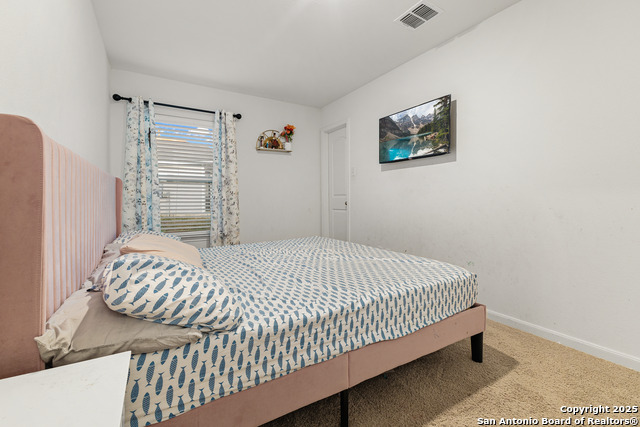 Image 17 of 33 For 12135 Luckey Villa