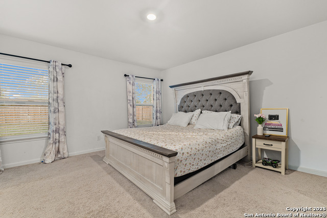 Image 21 of 33 For 12135 Luckey Villa