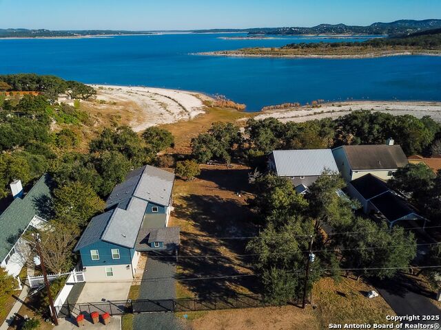 Image 14 of 14 For 864 Lakebreeze Dr