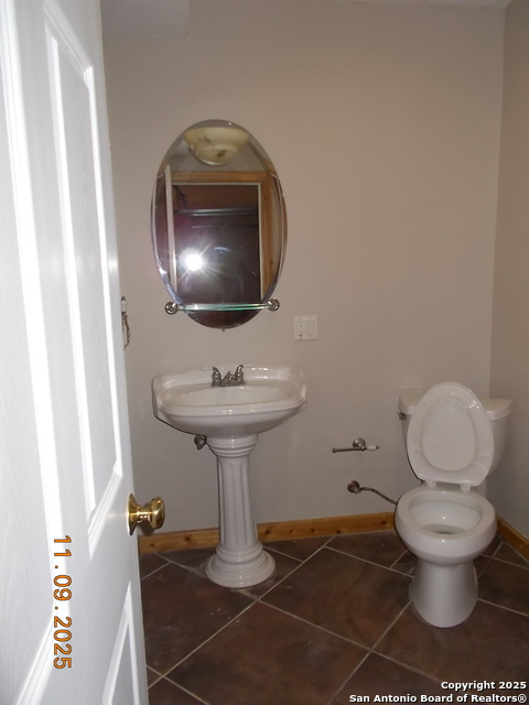 Image 23 of 28 For 1247 Abbotsbury