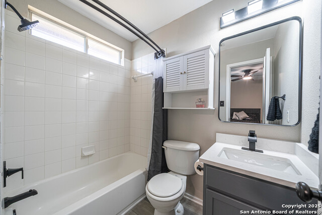 Image 17 of 22 For 3921 Whisper Field