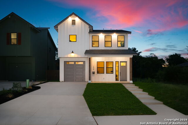 Details for 1939 W French Pl, San Antonio, TX 78201