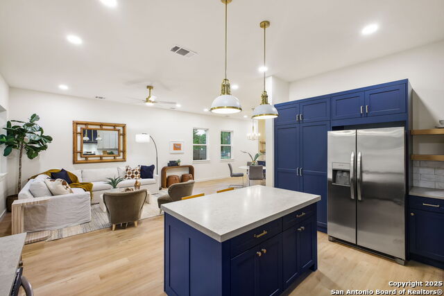 Image 17 of 87 For 1939 W French Pl