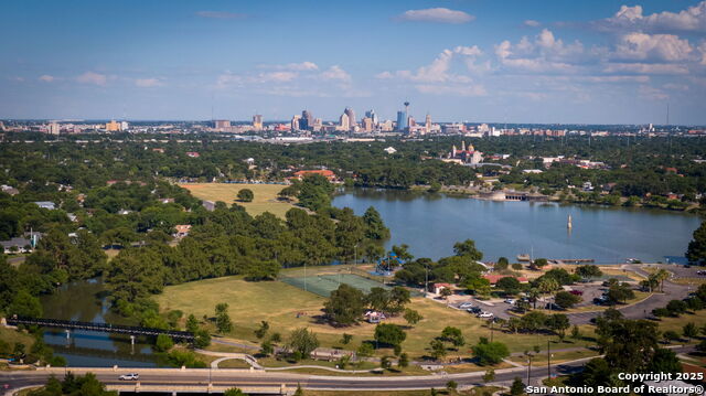 Image 68 of 87 For 1939 W French Pl