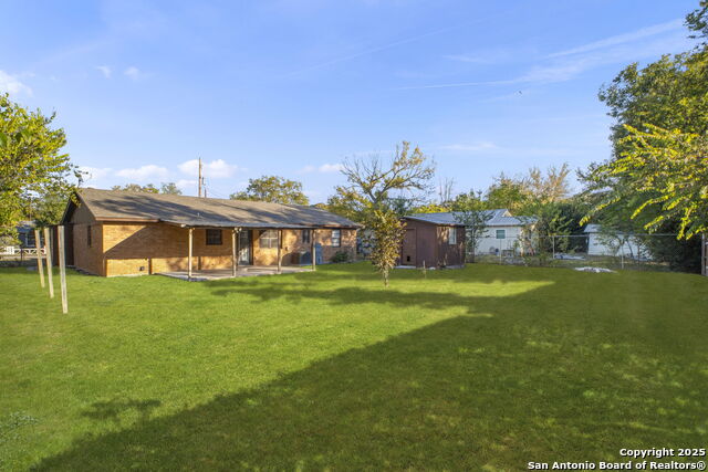 Image 22 of 25 For 127 Harless