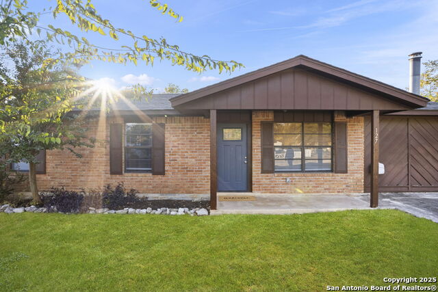 Image 4 of 25 For 127 Harless