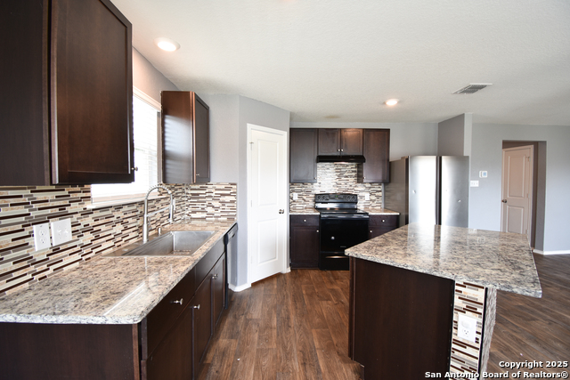 Image 10 of 31 For 13219 Winemaker