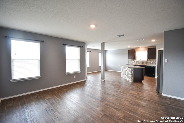 Image 7 of 31 For 13219 Winemaker