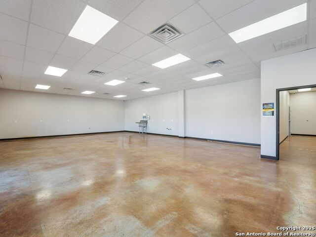 Listing photo id 8 for 6411 Highway 90 E