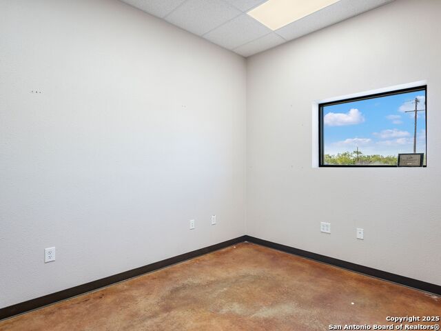 Listing photo id 18 for 6411 Highway 90 E