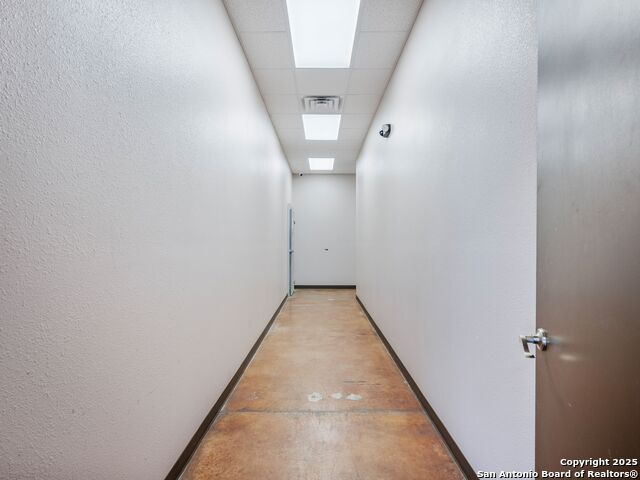 Listing photo id 19 for 6411 Highway 90 E