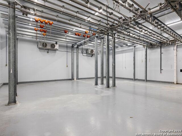 Listing photo id 34 for 6411 Highway 90 E