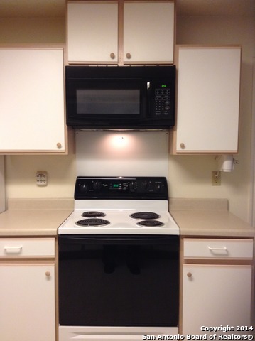 Image 6 of 20 For 7231 Raintree Forest