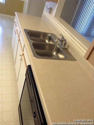 Image 7 of 20 For 7231 Raintree Forest