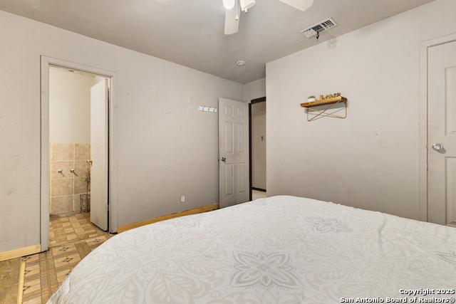 Listing photo id 17 for 1934 Duluth Dr