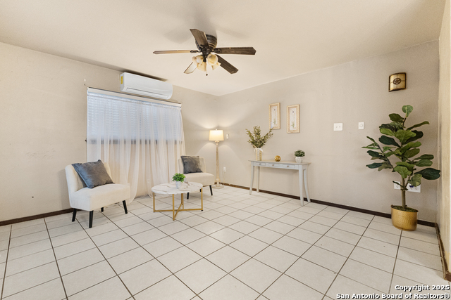 Listing photo id 6 for 1934 Duluth Dr