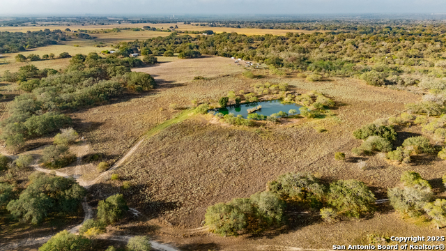 Image 24 of 34 For 970 Newman  