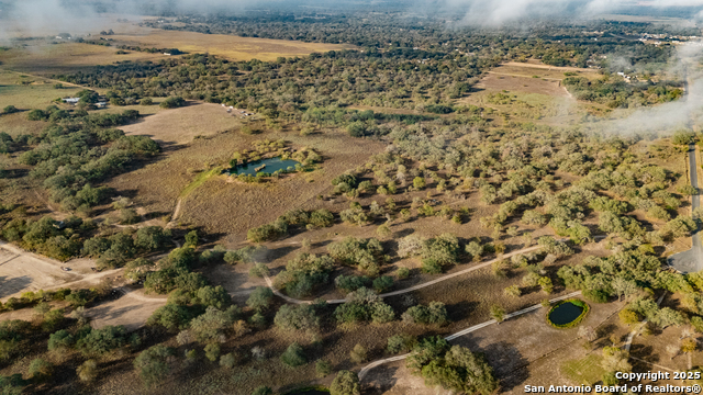 Image 25 of 34 For 970 Newman  