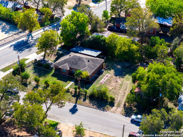 Image 10 of 15 For 135 Plum Ave N