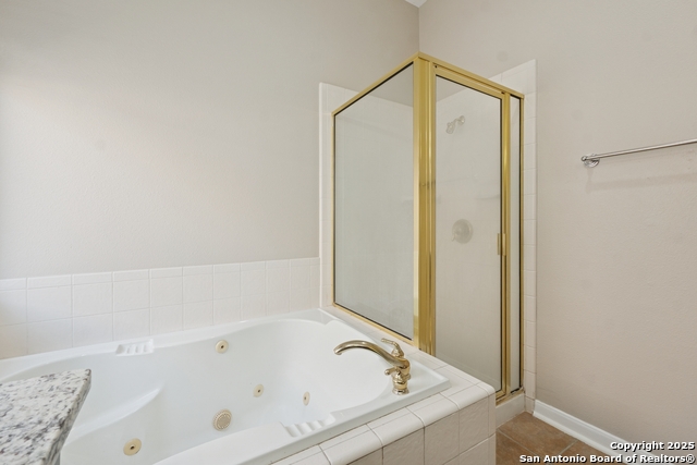 Listing photo id 20 for 1815 Indian Paint Brush