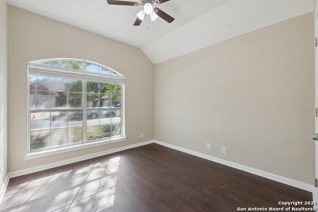 Listing photo id 26 for 1815 Indian Paint Brush