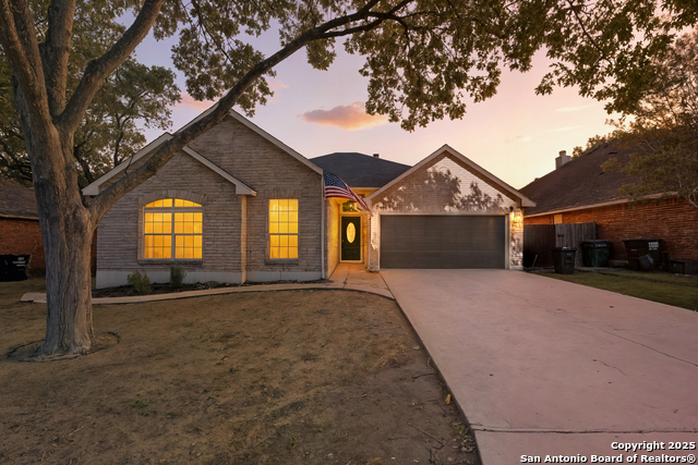 Listing photo id 1 for 1815 Indian Paint Brush