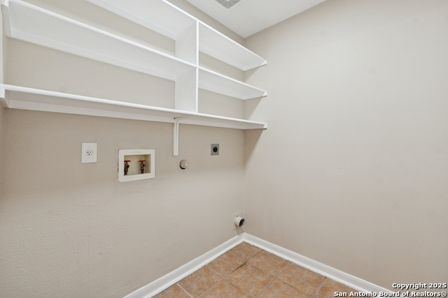 Listing photo id 31 for 1815 Indian Paint Brush