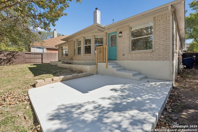 Listing photo id 33 for 1815 Indian Paint Brush