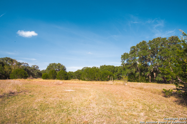 Listing photo id 13 for 7087 Dietz Elkhorn